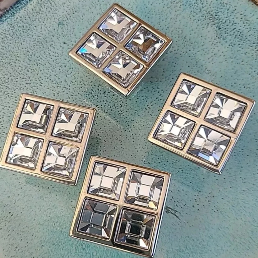 Richelieu Hardware Knobs/pulls Silver Plate & Swarovski Crystal Set Of 4